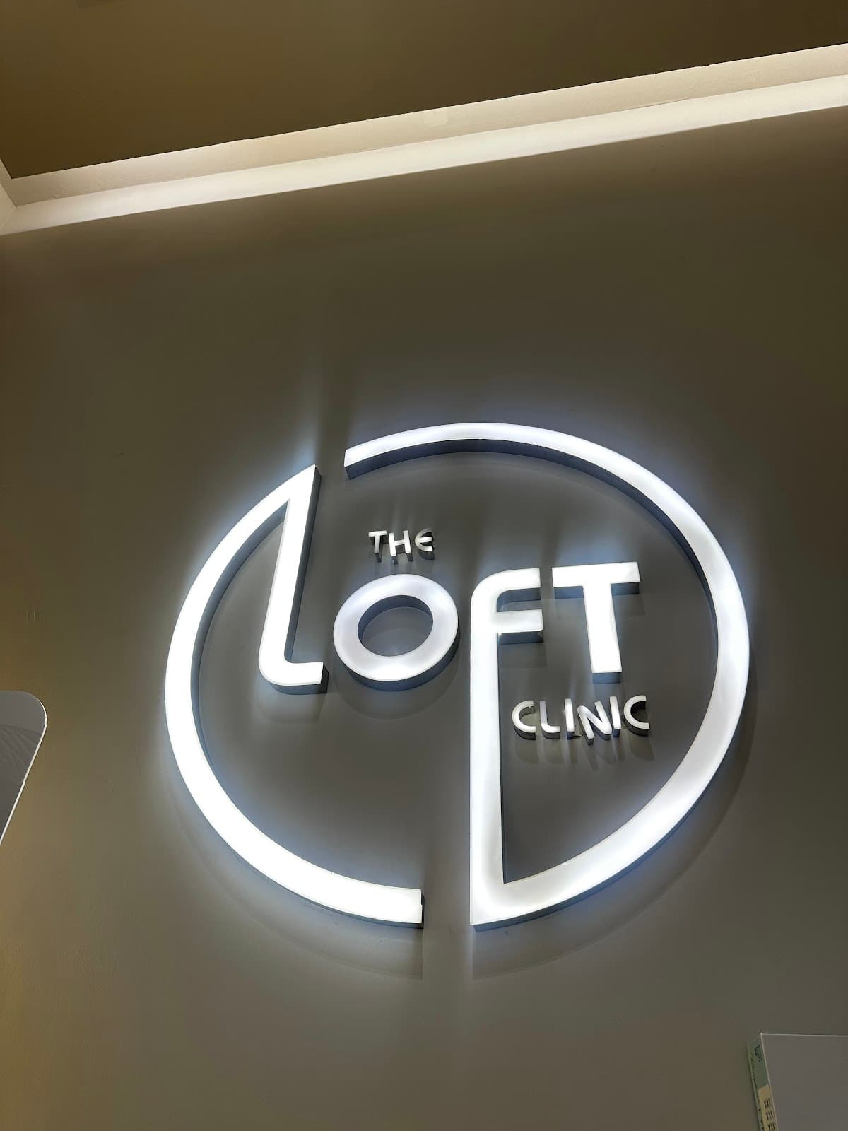 The Loft Clinic เซ็นทรัลพัทยา in Thailand